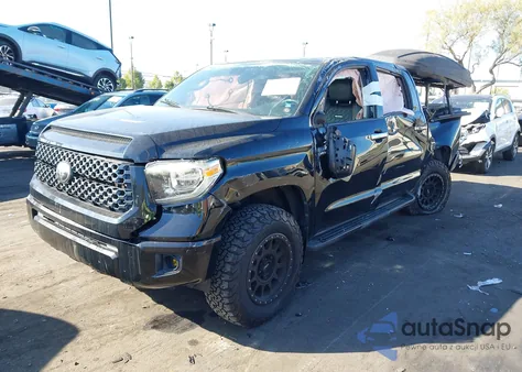 2019 Toyota Tundra Platinum 5.7L V8 z USA, uszkodzony, nr VIN 5TFAY5F11KX814257
